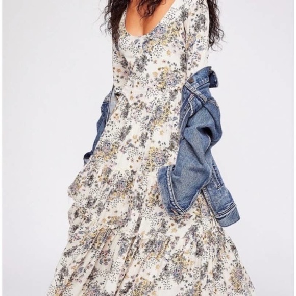 Free People Dresses & Skirts - NWT Free People Maxi Floral Boho Tiered Dress size 0